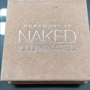 Urban decay NAKED ILLUMINATED